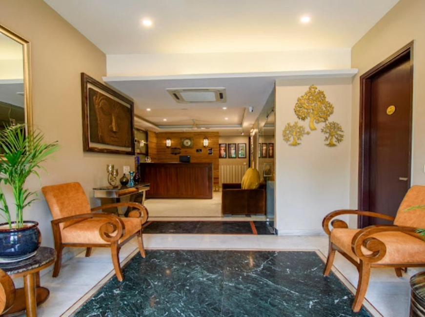 Hotel Imperial Park Sector 45 Gurgaon Bagian luar foto